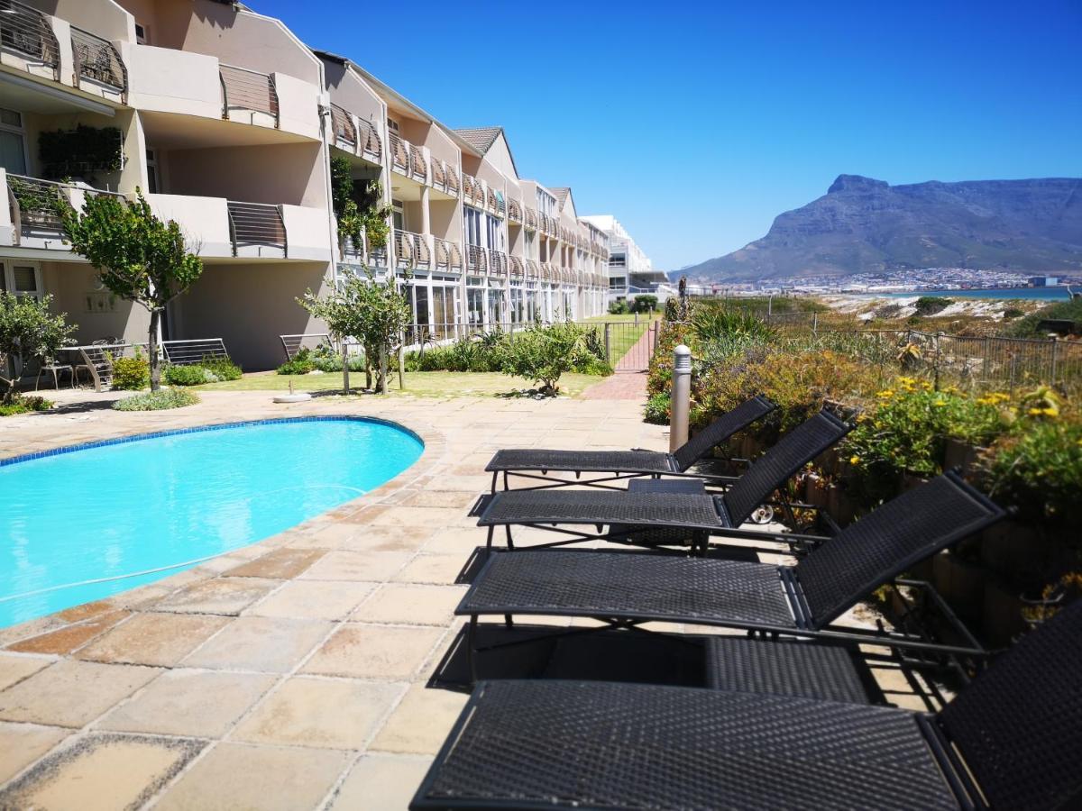 Cape Town Family Beachfront Apartment Leisure Bay Exterior photo