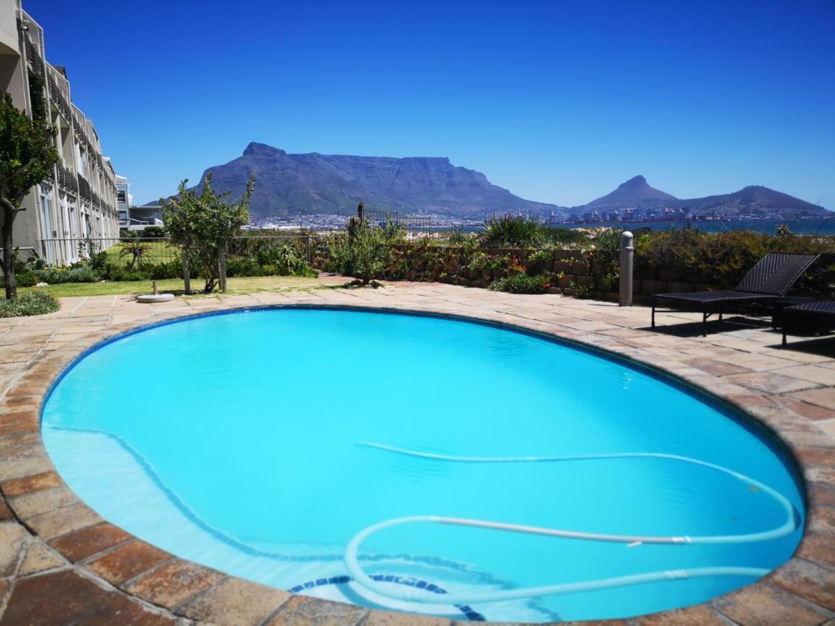 Cape Town Family Beachfront Apartment Leisure Bay Exterior photo